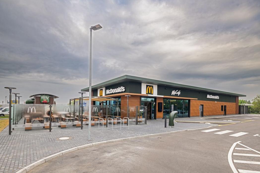 McDonald's, Im Gewerbepark in Oberkrämer