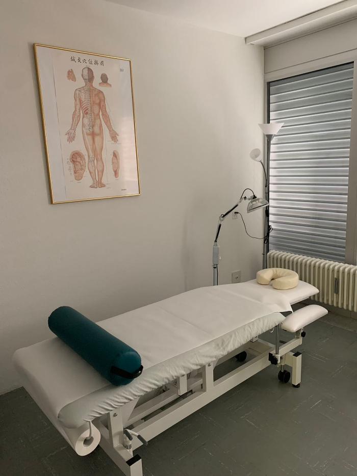 Taiyang Sun Praxis TCM mit Akupunktur und Tuina-Massage Bern, Eigerplatz in Bern