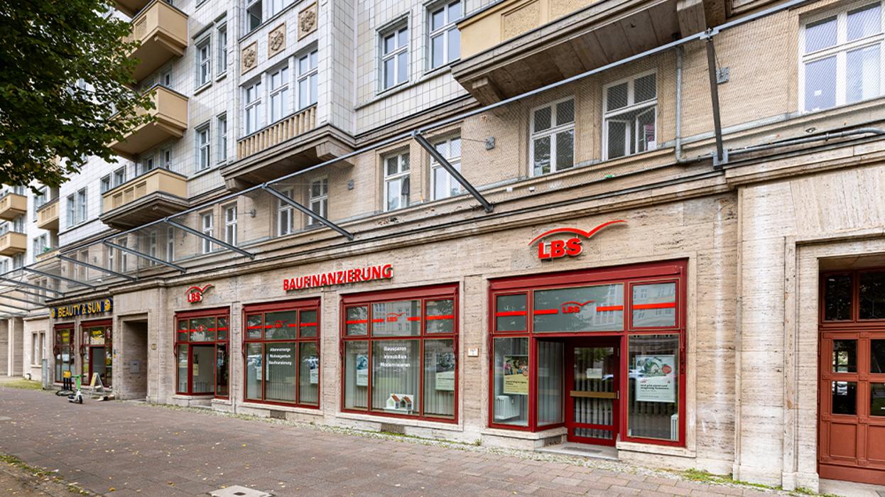 LBS in Berlin, Karl-Marx-Allee in Berlin