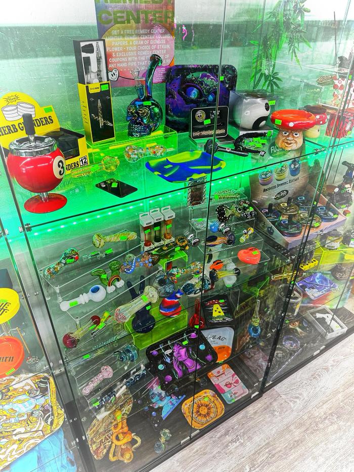 Remedy Center Dispensary & Smoke Shop - Evansville, IN