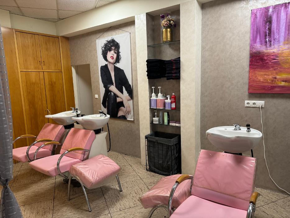 Ihr Friseur, Bahnhofstraße in Tulln an der Donau