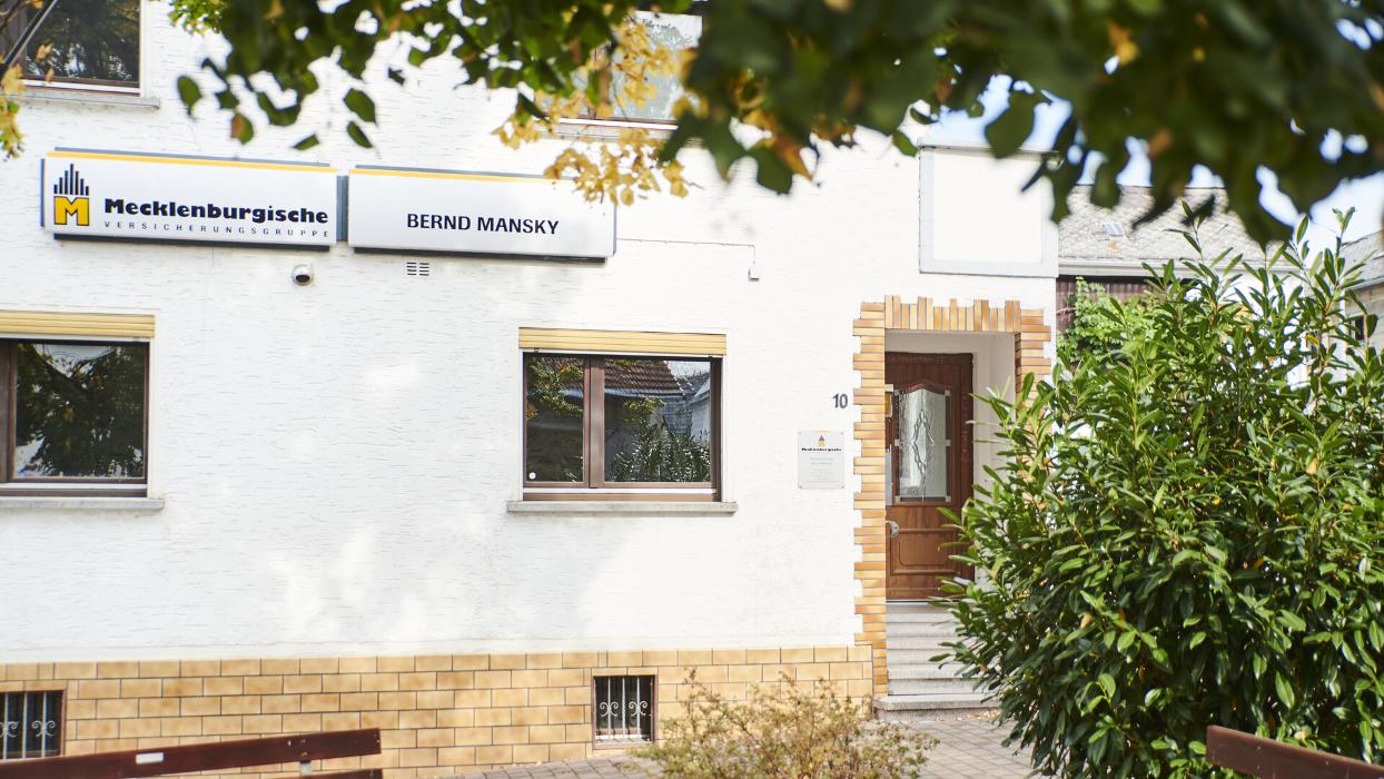 Mecklenburgische Versicherung Bernd Mansky, An der Linde in Runkel