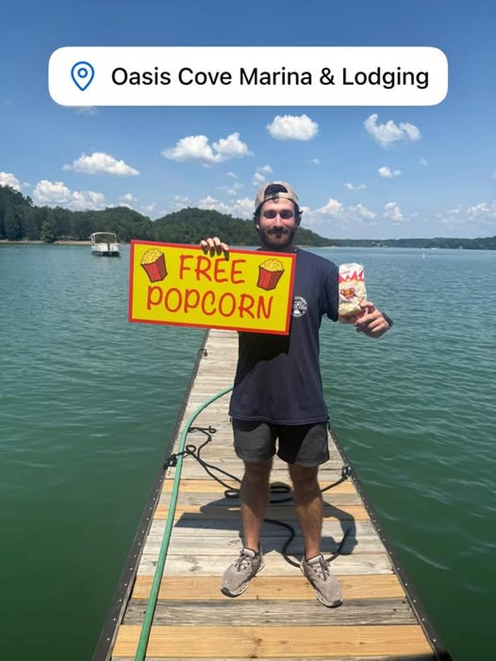 OASIS COVE MARINA & LODGING - Dandridge, TN