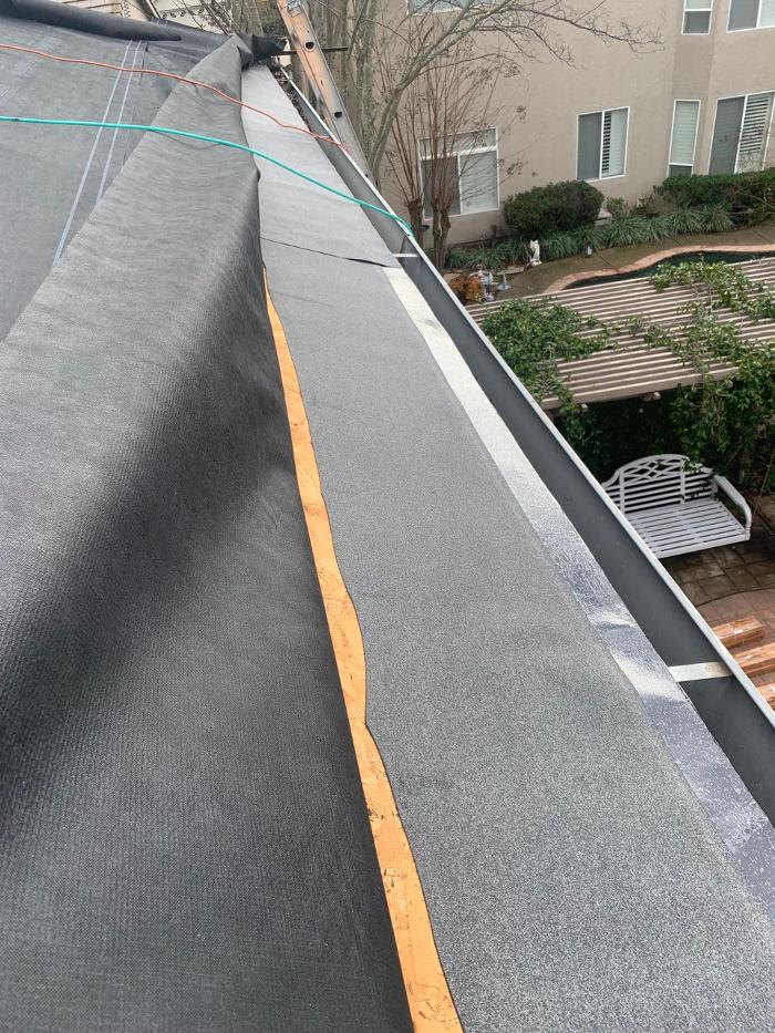 Spring Roofing Inc. Image