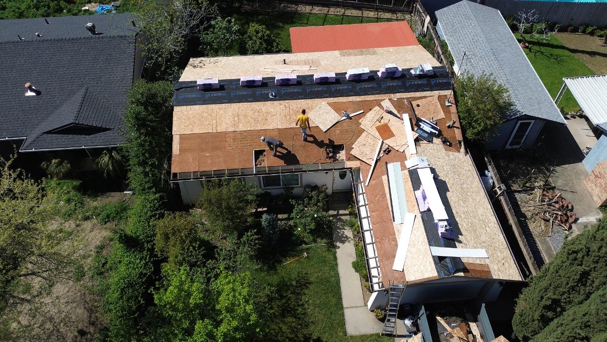 Spring Roofing Inc. Image