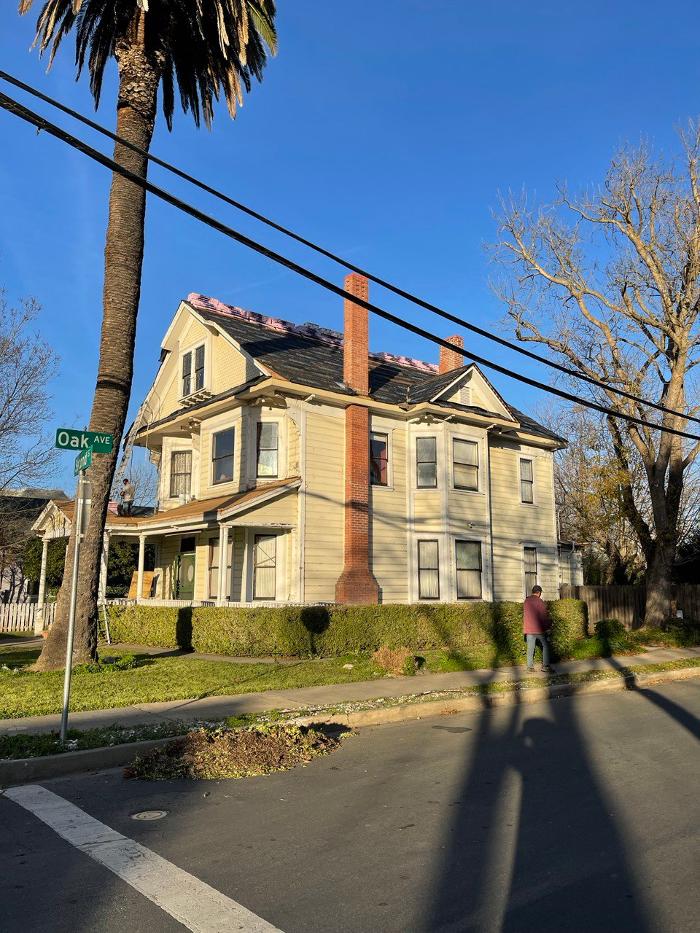 Spring Roofing Inc. Image