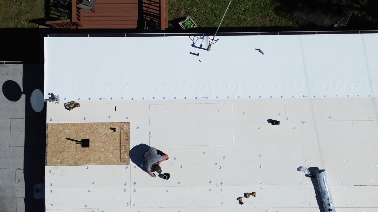 Spring Roofing Inc. Image
