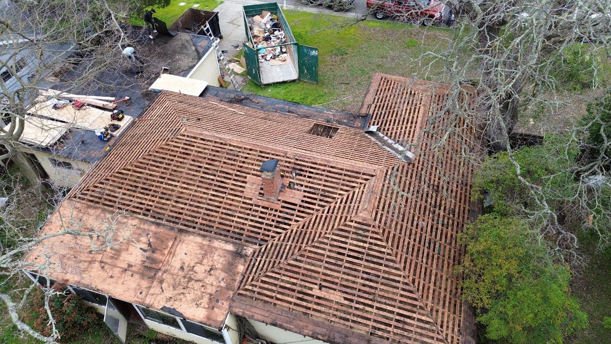 Spring Roofing Inc. Image