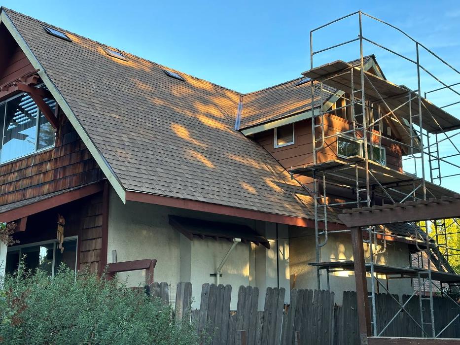 Spring Roofing Inc. Image