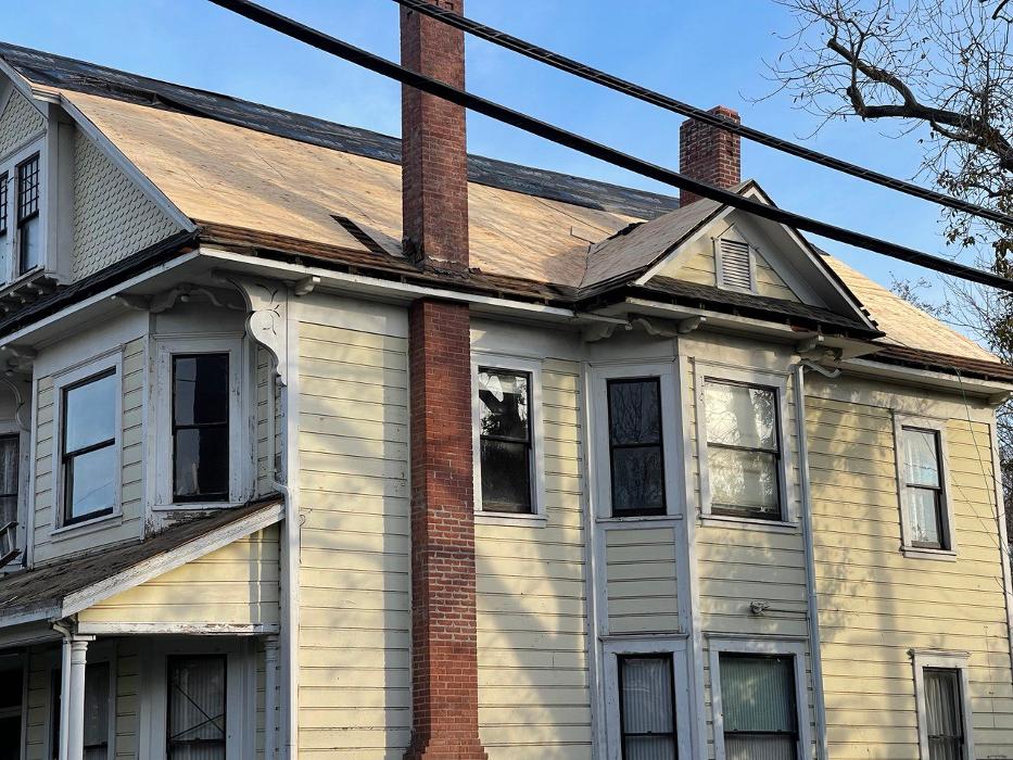 Spring Roofing Inc. Image