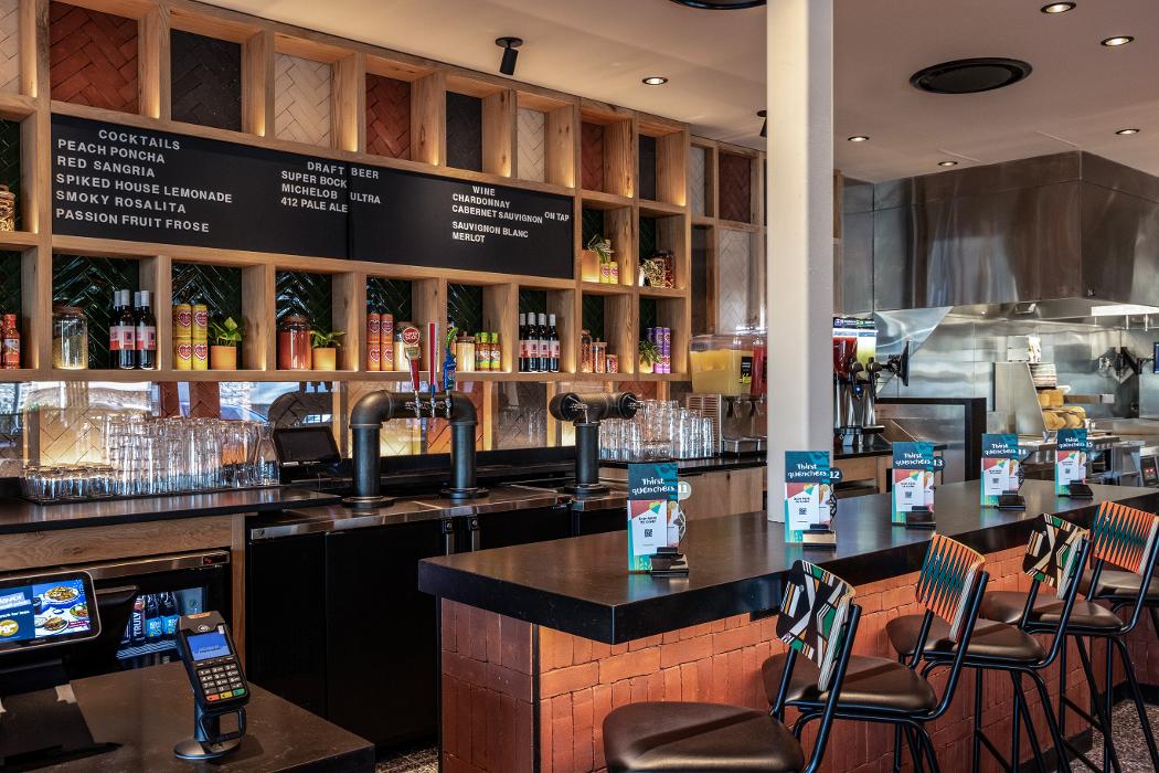 Nando's PERi-PERi Image