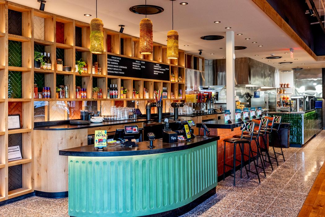 Nando's PERi-PERi Image