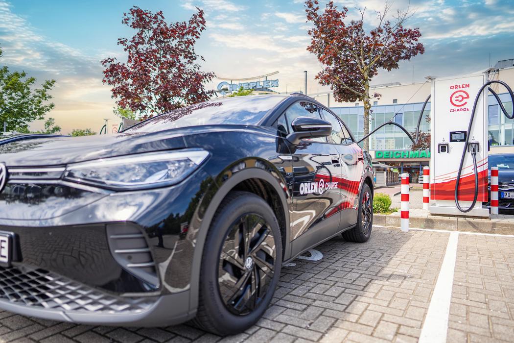 ORLEN CHARGE Ladestation, Kurt-Wagener-Straße in Elmshorn