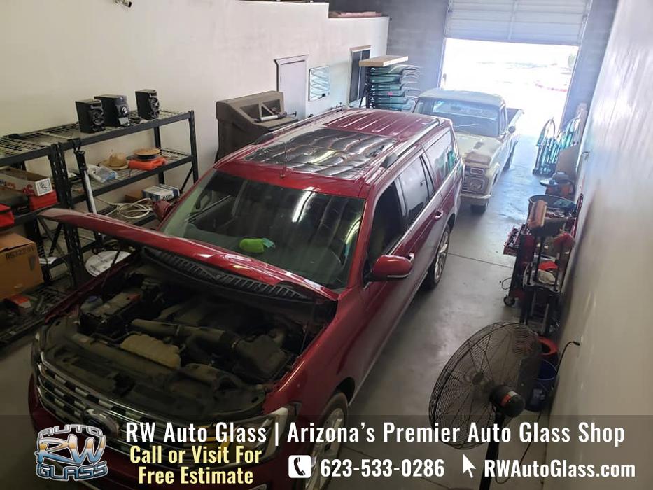 RW Auto Glass - Queen Creek, AZ