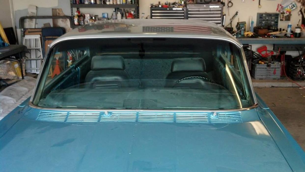 RW Auto Glass - Queen Creek, AZ