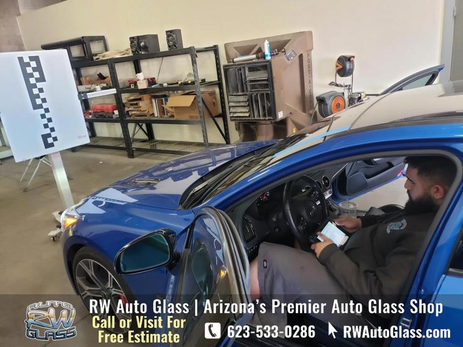 RW Auto Glass - Queen Creek, AZ