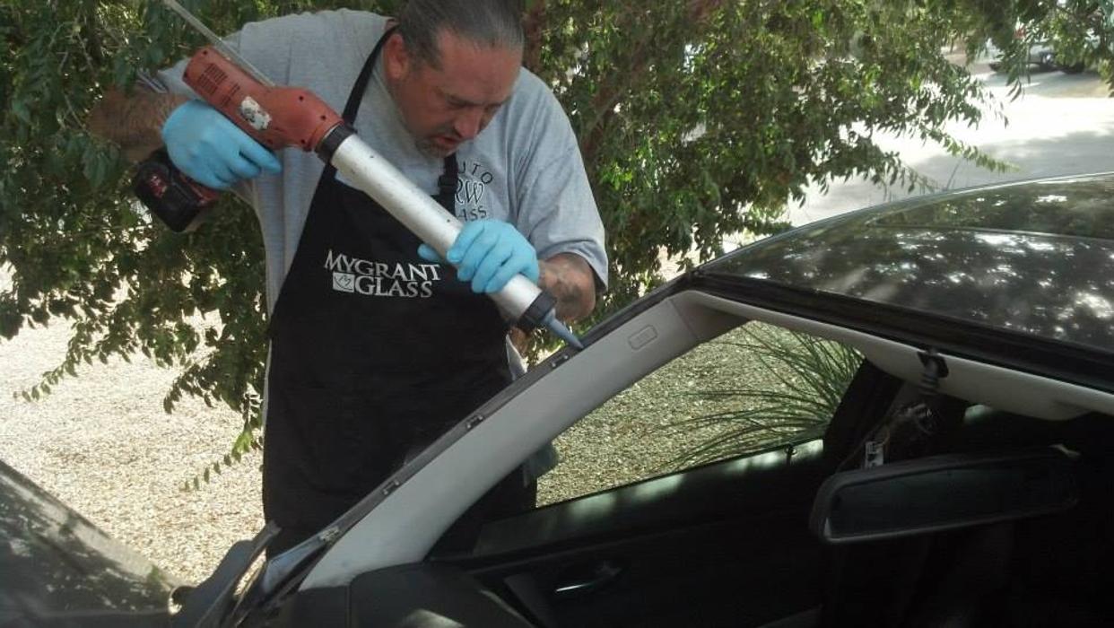 RW Auto Glass - Queen Creek, AZ