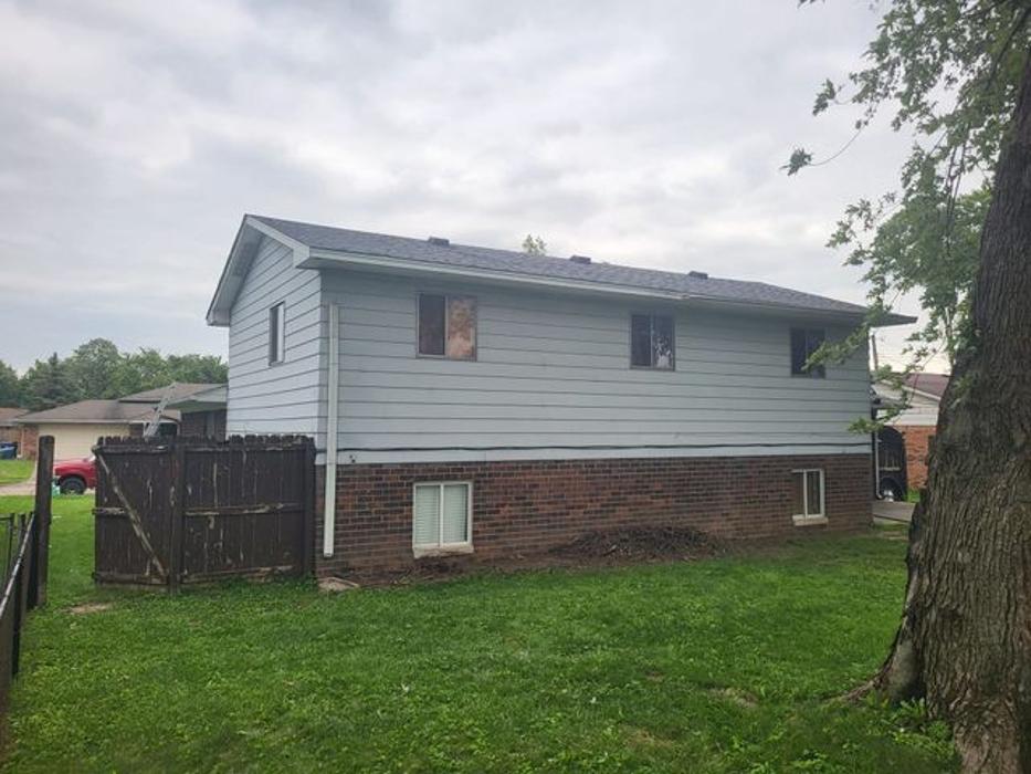 Maximum Effort Roofing - Amo, IN