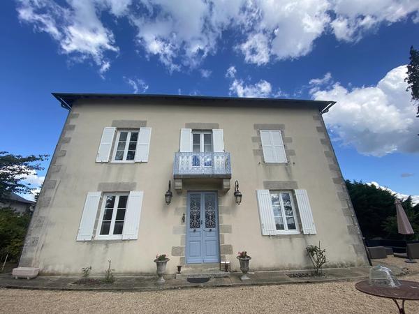 SV Peinture peinture et vernis (détail)