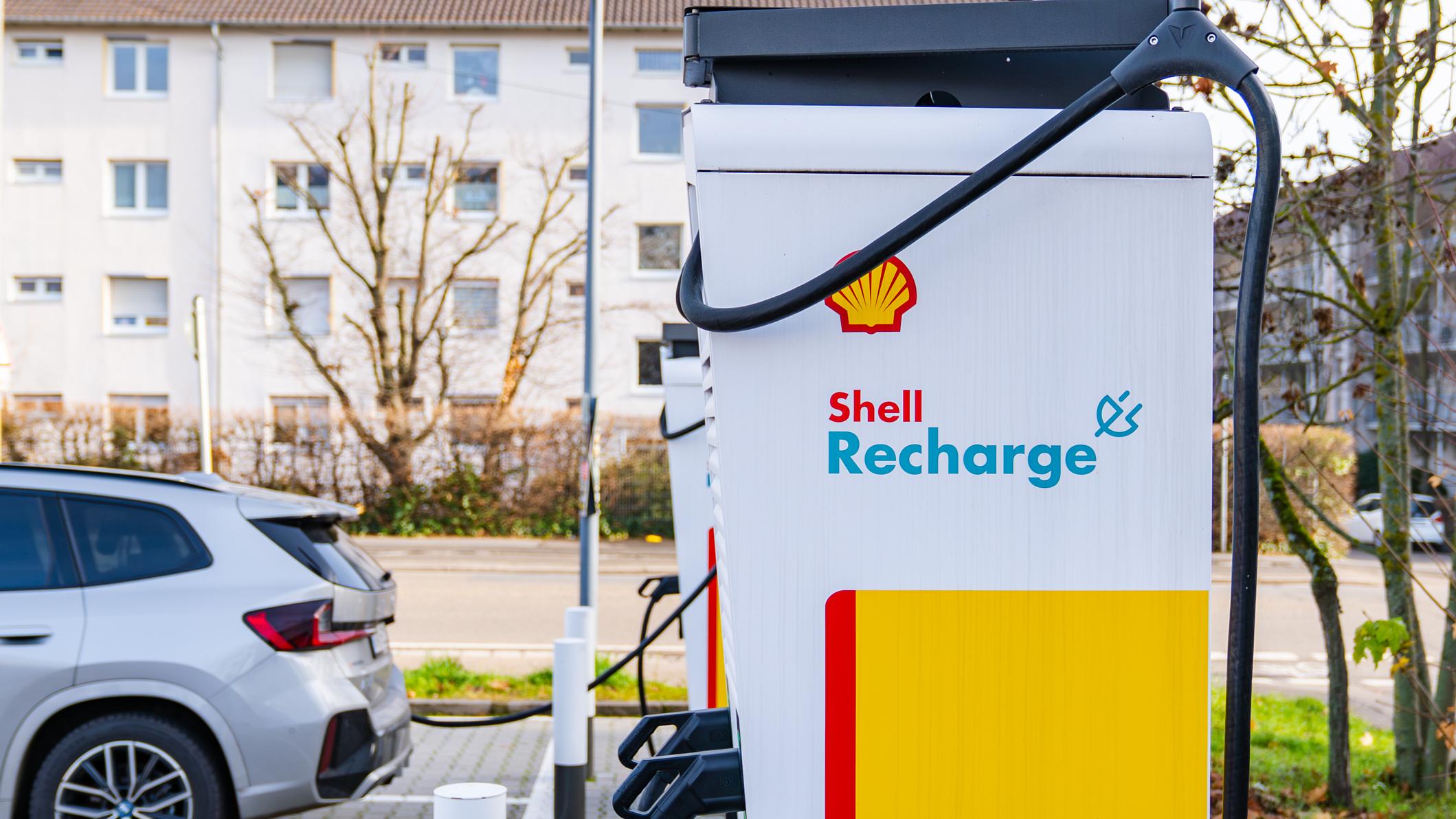 Shell Recharge Charging Station, Mußbacher Landstraße in Neustadt an der Weinstraße