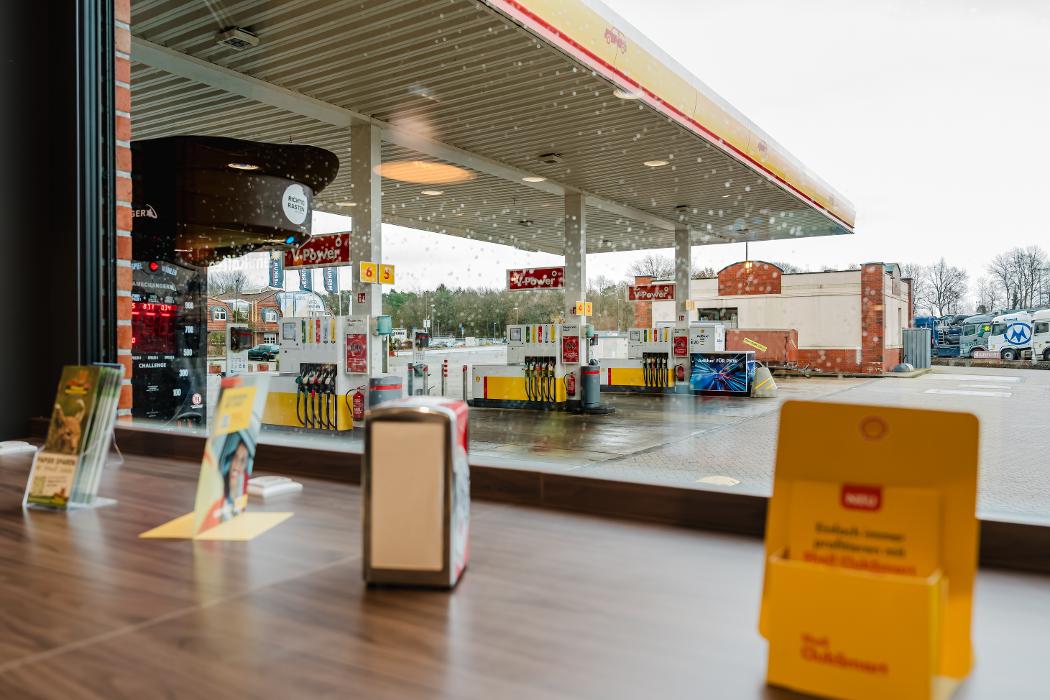 Shell Recharge Charging Station, Hansestraße in Sittensen