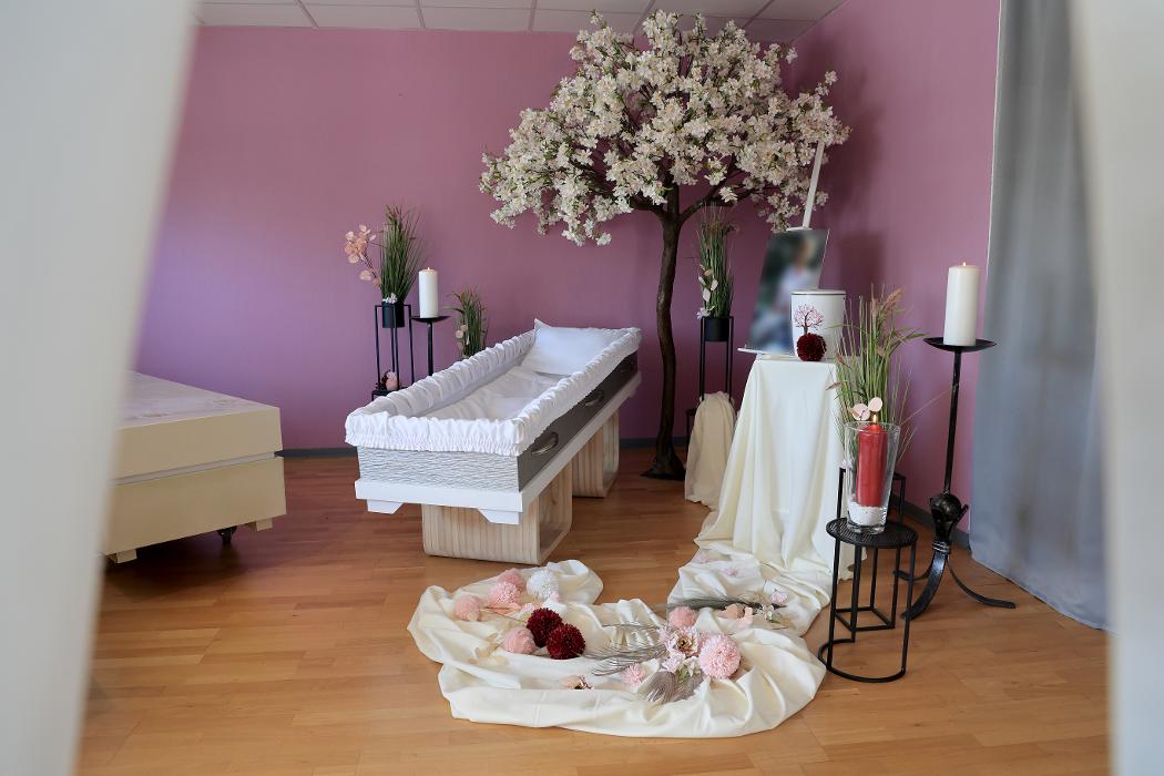 Dreschke Bestattungen Fromageot GmbH, Oranienburger Straße in Berlin