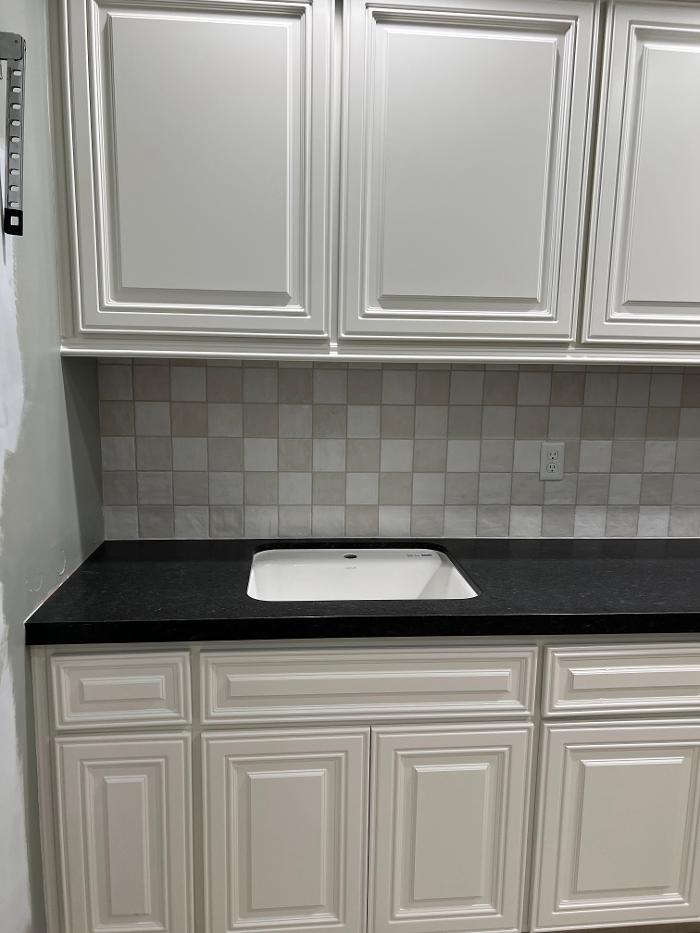 Bakers Flooring - Hanford, CA