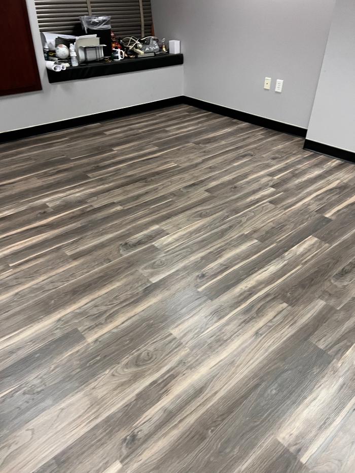 Bakers Flooring - Hanford, CA