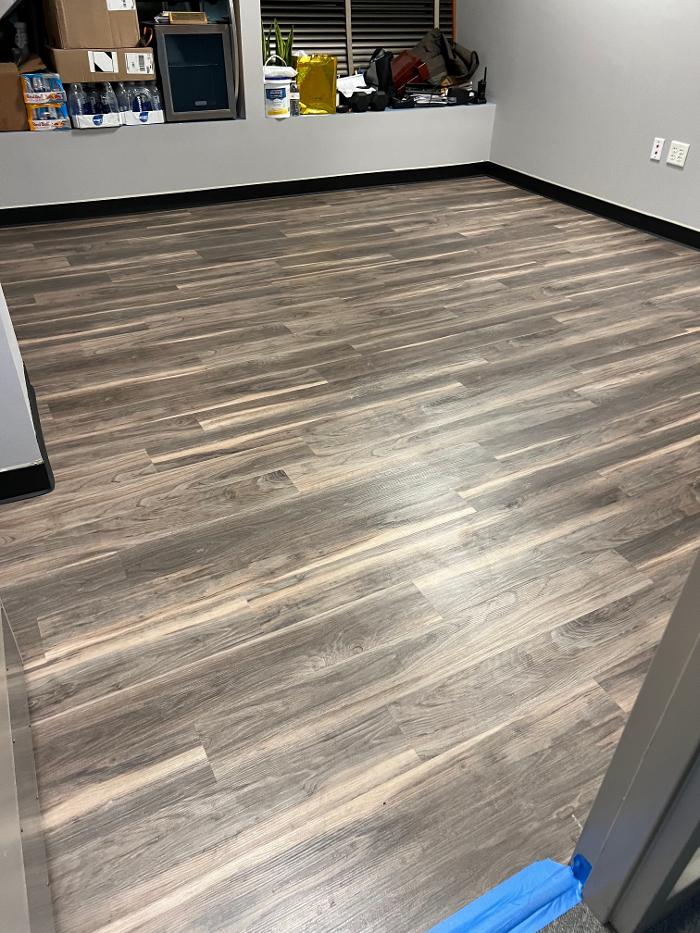 Bakers Flooring - Hanford, CA