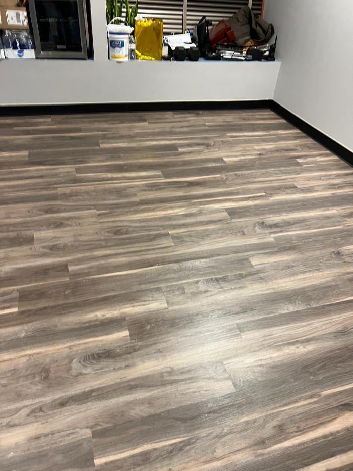 Bakers Flooring - Hanford, CA