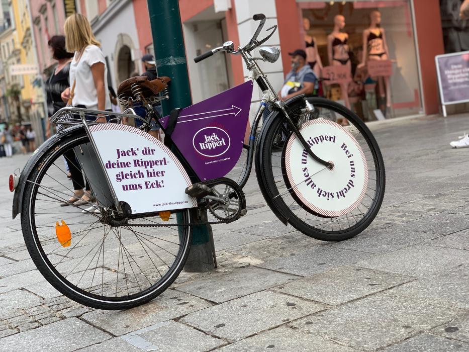 Jack the Ripperl | Linz - Taubenmarkt, Landstraße in Linz