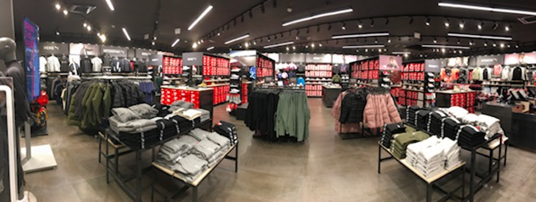 PUMA Outlet Parndorf, Designer-Outlet-Straße in Parndorf