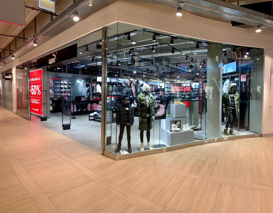 PUMA Outlet Aubonne, Pré-Neuf in Aubonne