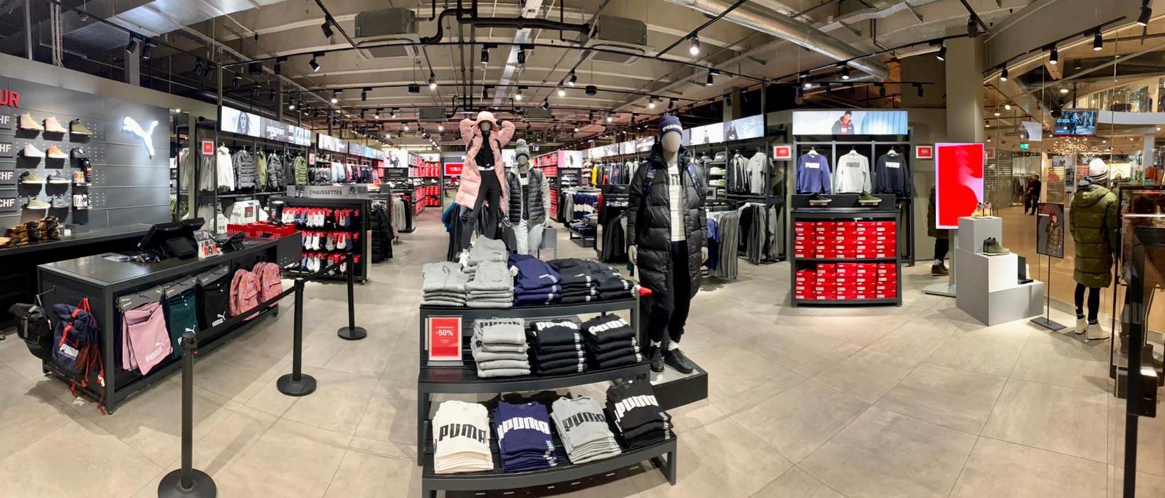 PUMA Outlet Aubonne, Pré-Neuf in Aubonne