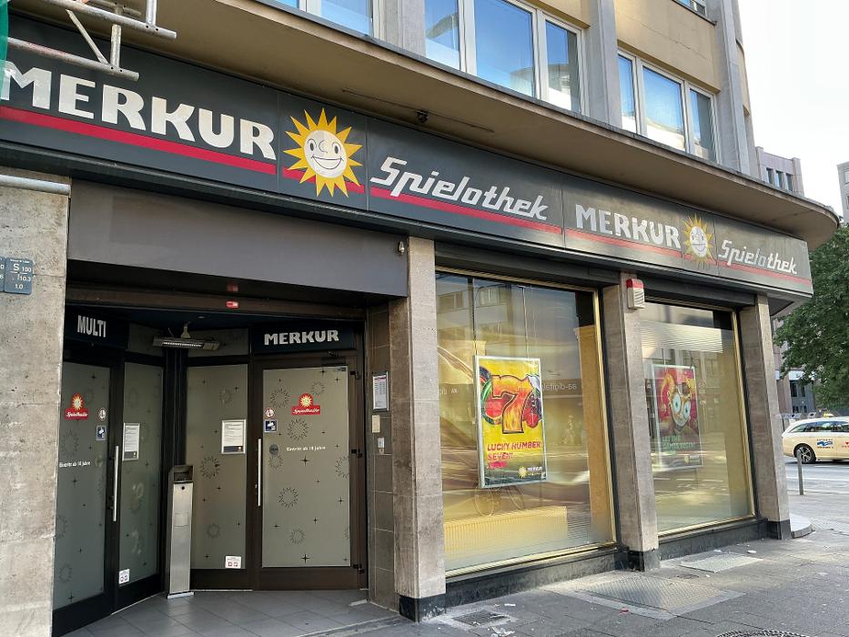 MERKUR SPIELHALLE Düsseldorf, Karlstraße in Düsseldorf