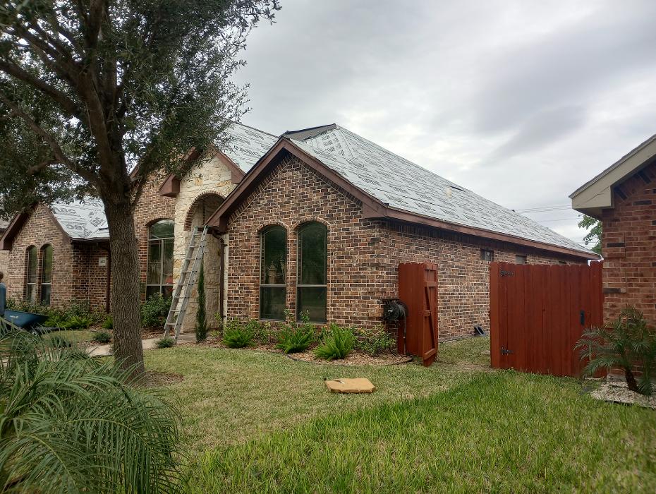 Lone Star Roofing N Solar - McAllen, TX