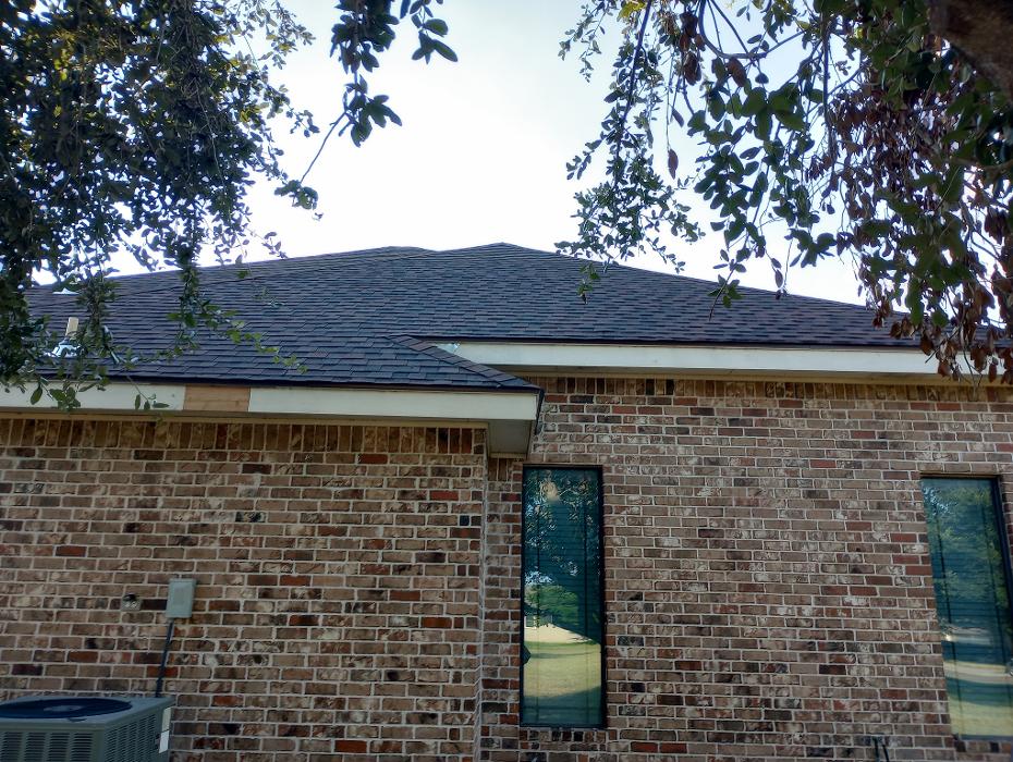 Lone Star Roofing N Solar - McAllen, TX