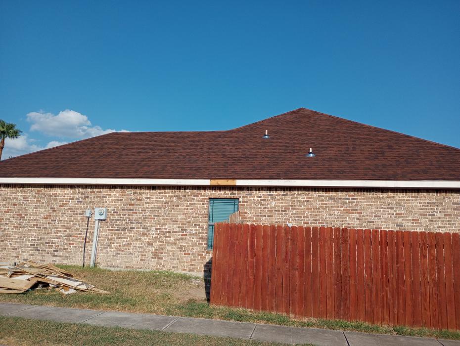 Lone Star Roofing N Solar - McAllen, TX
