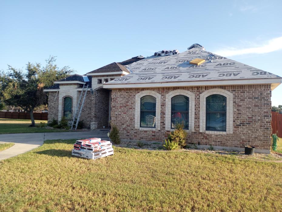 Lone Star Roofing N Solar - McAllen, TX