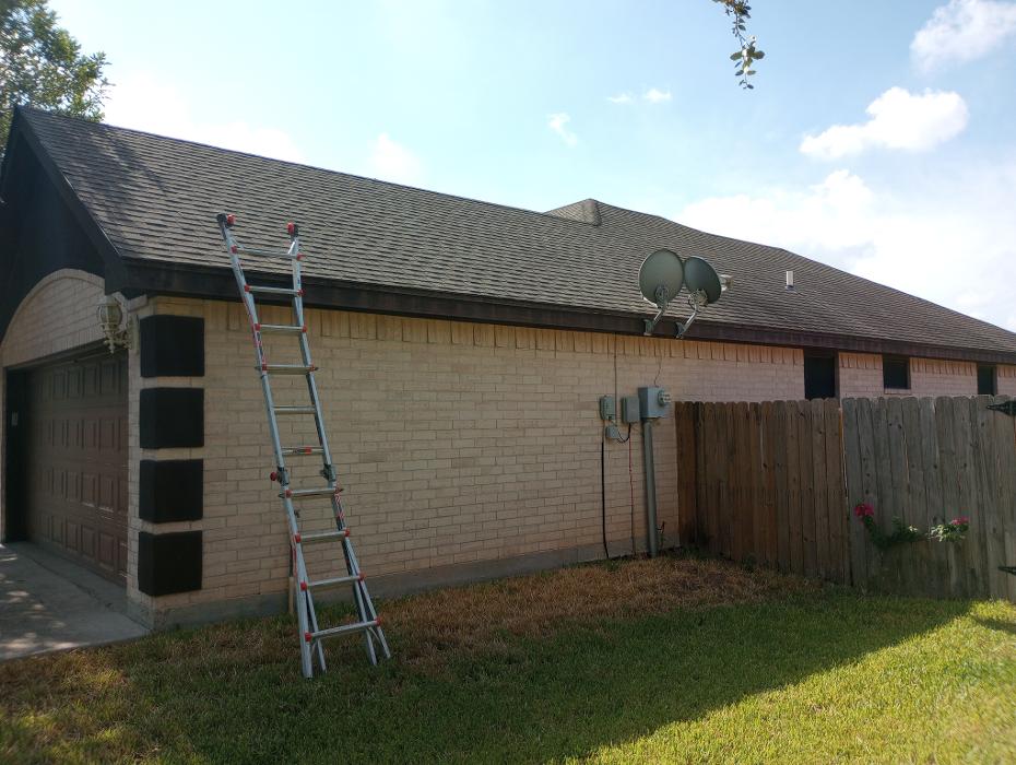 Lone Star Roofing N Solar - McAllen, TX