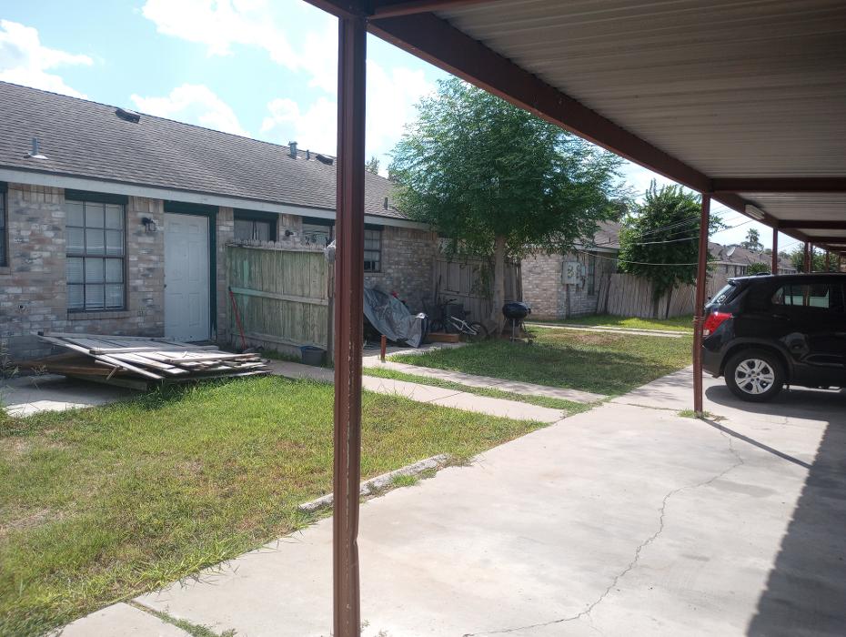 Lone Star Roofing N Solar - McAllen, TX