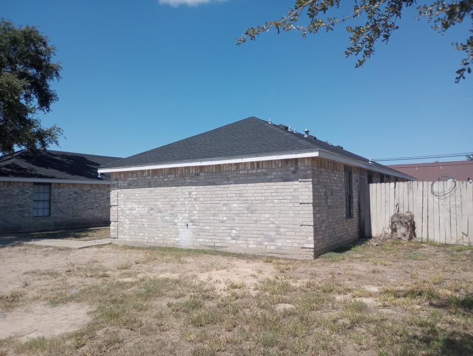 Lone Star Roofing N Solar - McAllen, TX