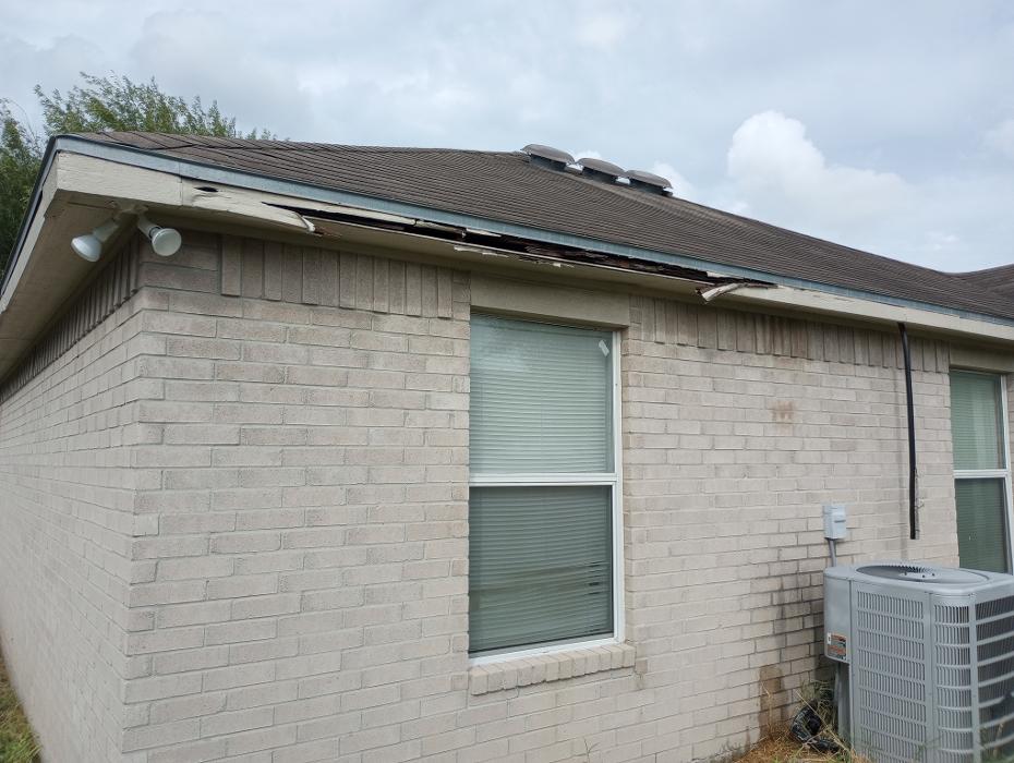 Lone Star Roofing N Solar - McAllen, TX