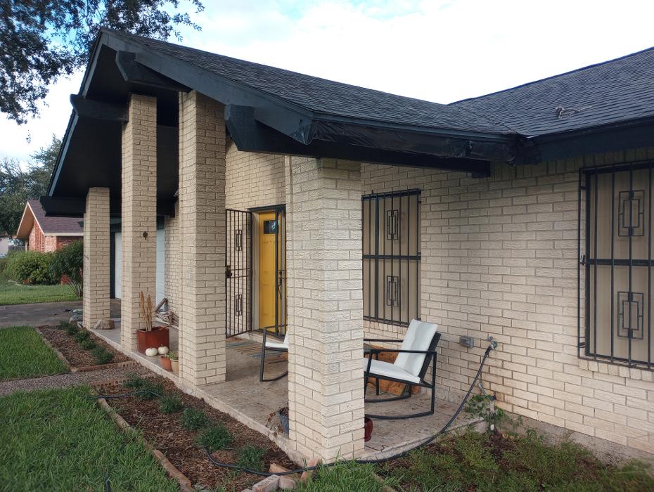 Lone Star Roofing N Solar - McAllen, TX
