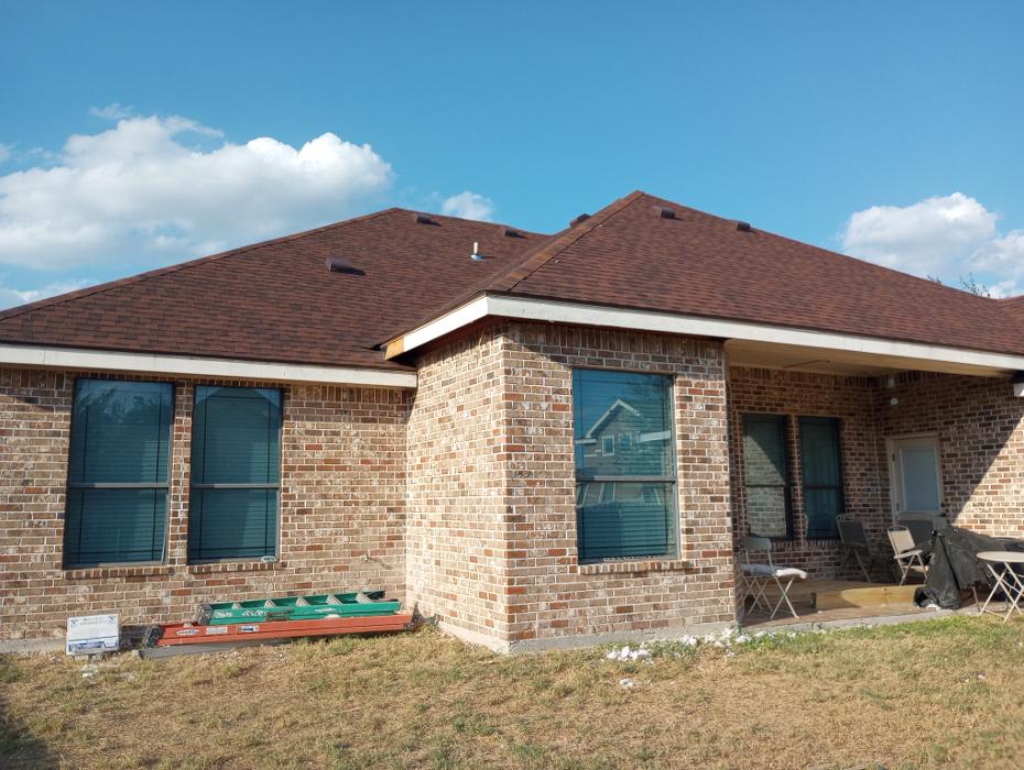Lone Star Roofing N Solar - McAllen, TX