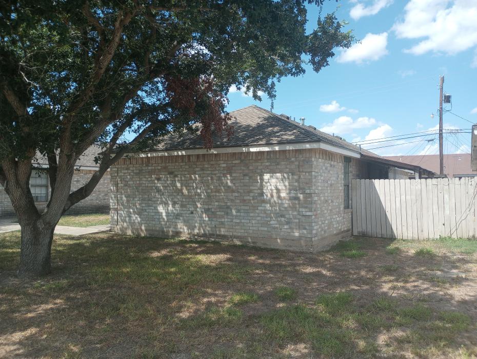 Lone Star Roofing N Solar - McAllen, TX