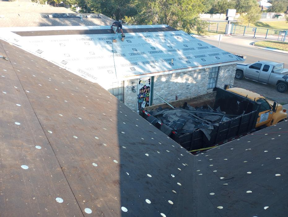 Lone Star Roofing N Solar - McAllen, TX