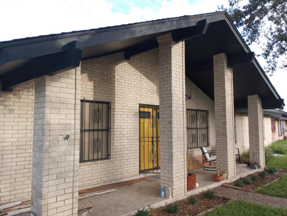 Lone Star Roofing N Solar - McAllen, TX