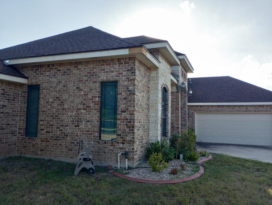 Lone Star Roofing N Solar - McAllen, TX