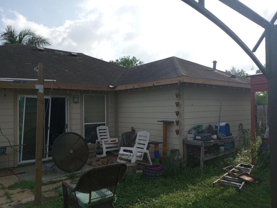Lone Star Roofing N Solar - McAllen, TX